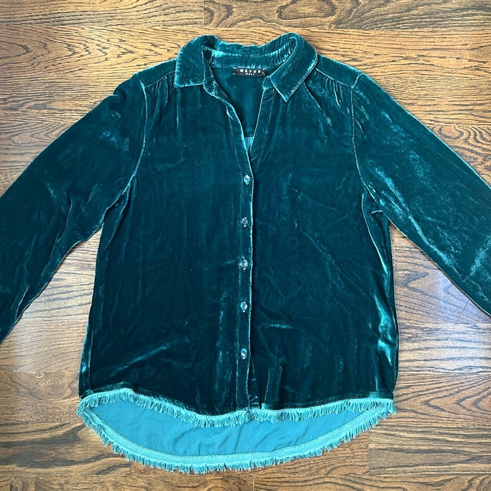 Maven West Velvet Button Front Top Size Small - image 1